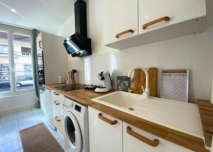 Vivez Le Confort Moderne Pour 4 Personnes