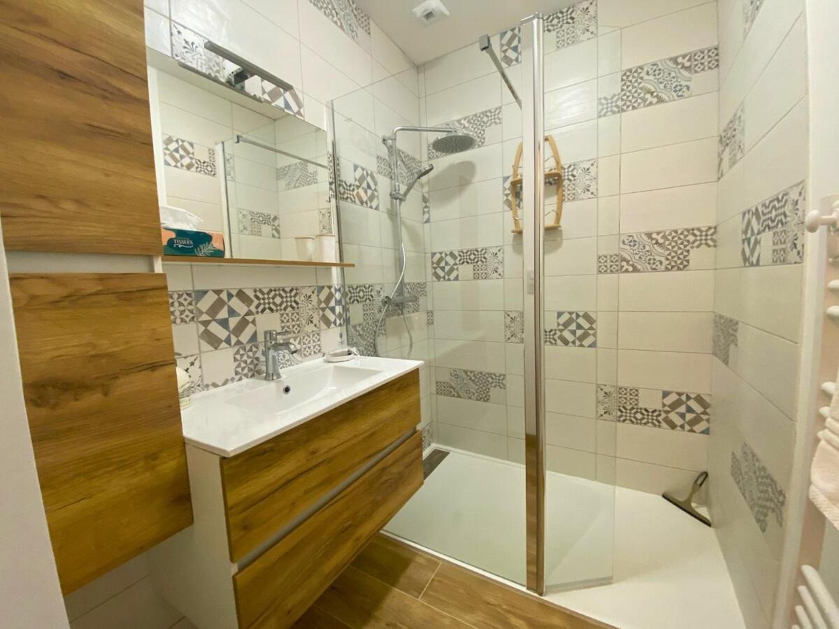 Vivez Le Confort Moderne Pour 4 Personnes Apartment